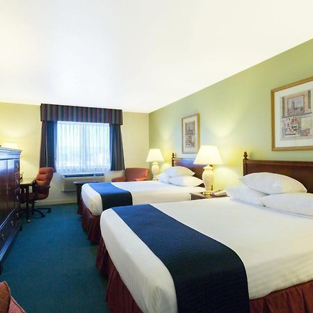 Super 8 By Wyndham Montpelier Hotel Ngoại thất bức ảnh