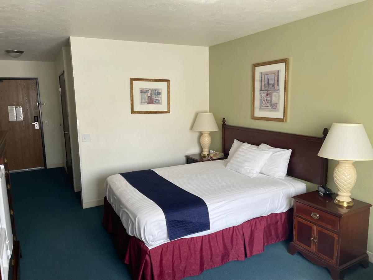 Super 8 By Wyndham Montpelier Hotel Ngoại thất bức ảnh